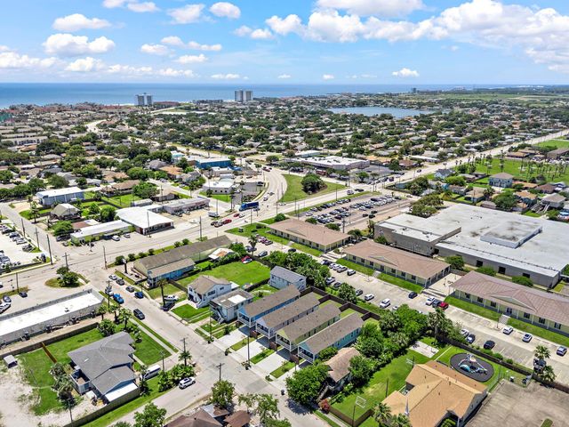 2301 67th Street, Galveston, TX 77551