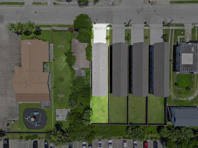 2301 67th Street, Galveston, TX 77551
