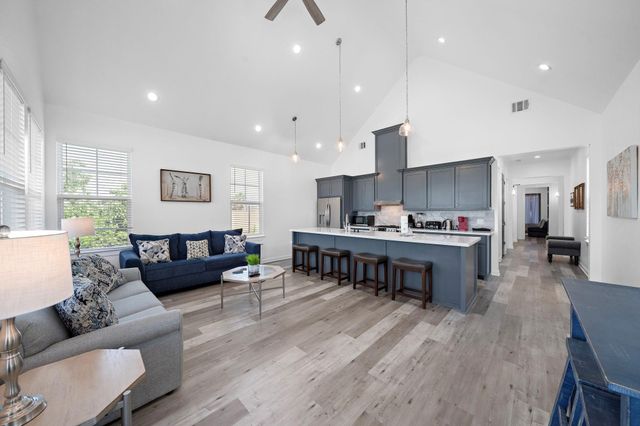 2301 67th Street, Galveston, TX 77551