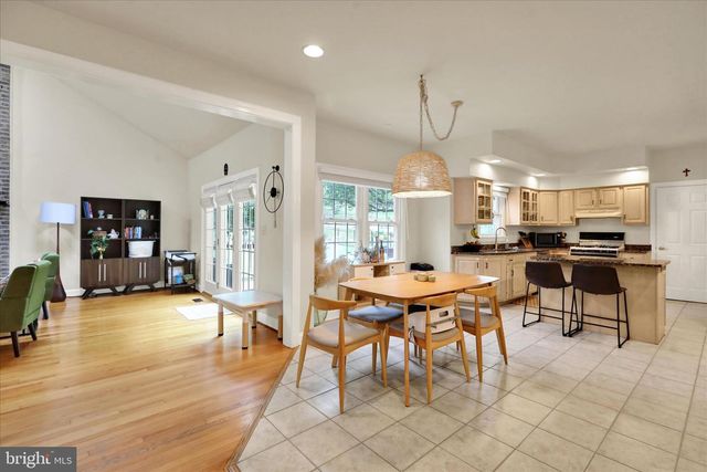 510 RIDGEVIEW DR, Hockessin, DE 19707