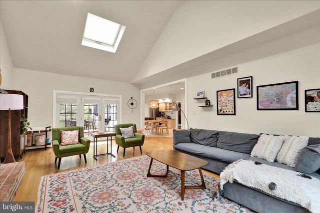 510 RIDGEVIEW DR, Hockessin, DE 19707