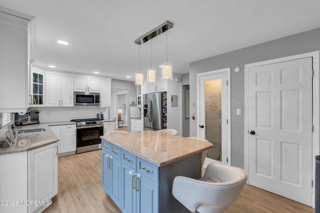 6 Morningside Drive, Old Bridge, NJ 08857