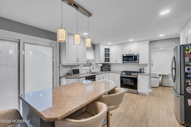 6 Morningside Drive, Old Bridge, NJ 08857