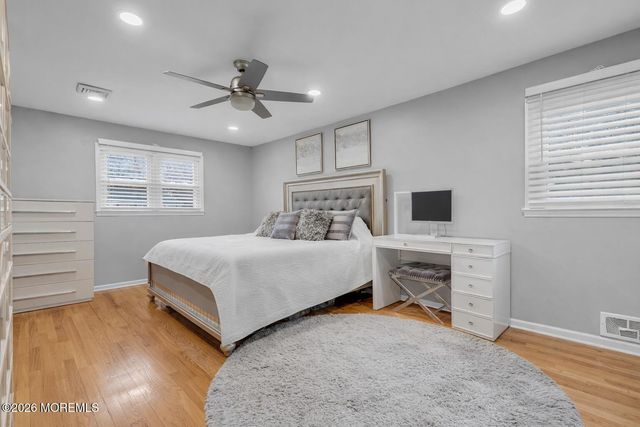 6 Morningside Drive, Old Bridge, NJ 08857