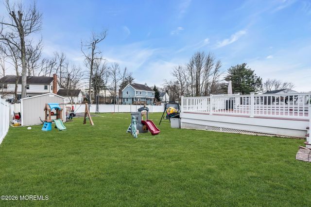 6 Morningside Drive, Old Bridge, NJ 08857