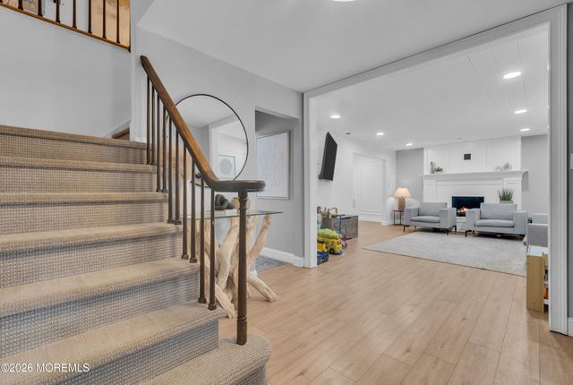 6 Morningside Drive, Old Bridge, NJ 08857