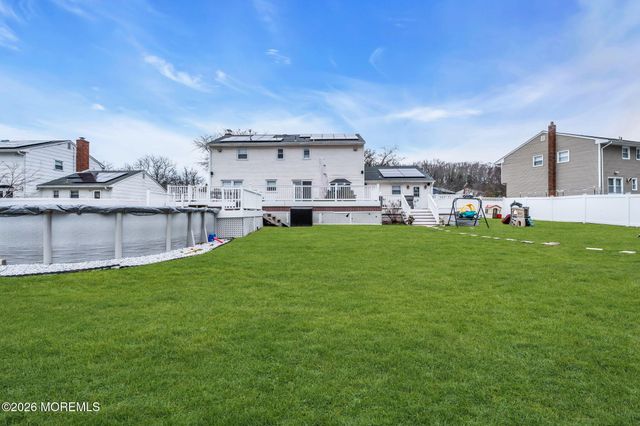 6 Morningside Drive, Old Bridge, NJ 08857