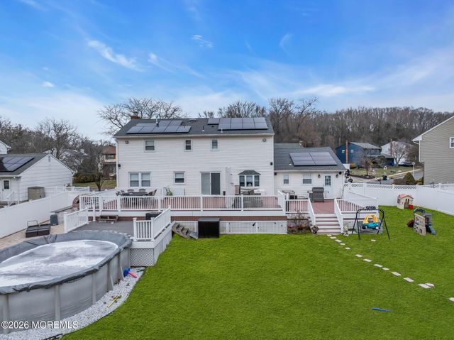 6 Morningside Drive, Old Bridge, NJ 08857