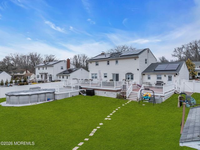 6 Morningside Drive, Old Bridge, NJ 08857