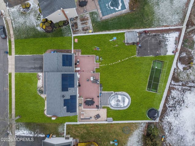 6 Morningside Drive, Old Bridge, NJ 08857