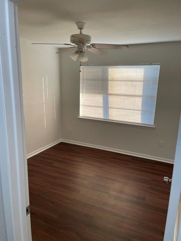 221 Rochelle, Richmond, TX 77469