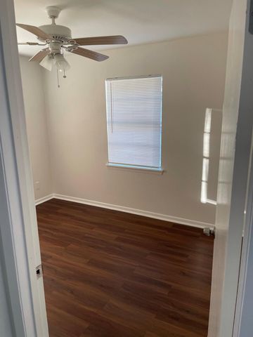 221 Rochelle, Richmond, TX 77469