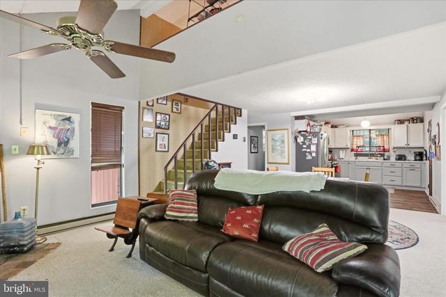 337 BALD EAGLE TRL, Hedgesville, WV 25427
