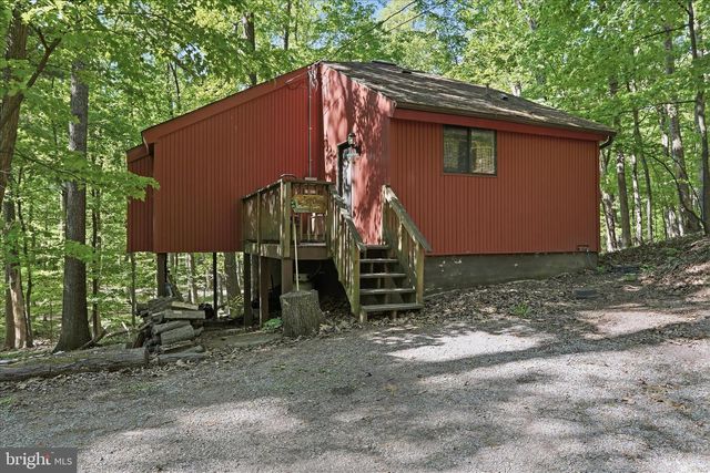 337 BALD EAGLE TRL, Hedgesville, WV 25427