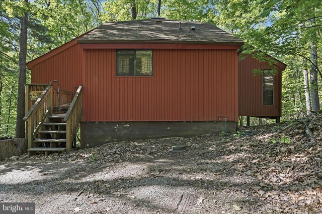 337 BALD EAGLE TRL, Hedgesville, WV 25427