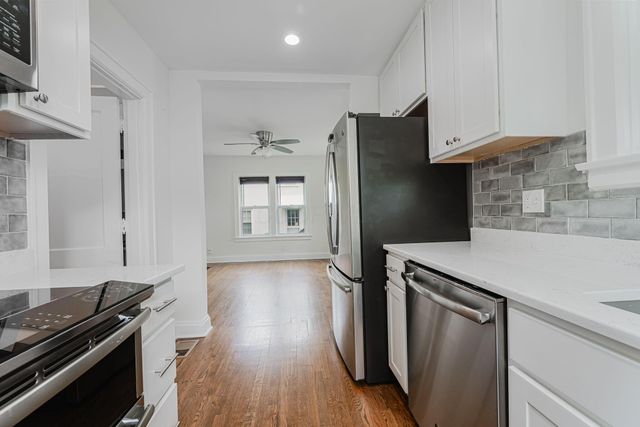 72 Garden Road, Columbus, OH 43214