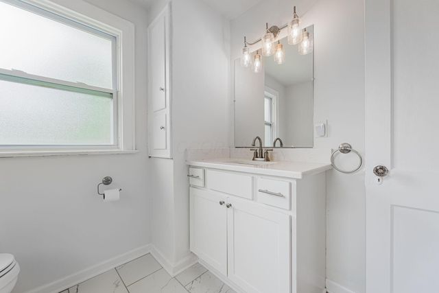 72 Garden Road, Columbus, OH 43214