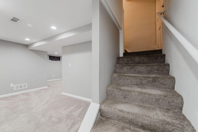 72 Garden Road, Columbus, OH 43214