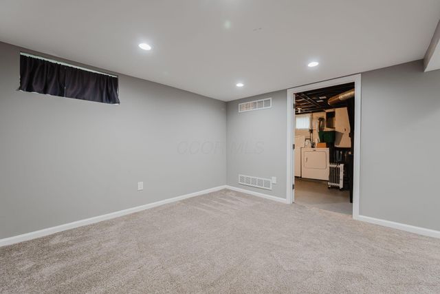 72 Garden Road, Columbus, OH 43214