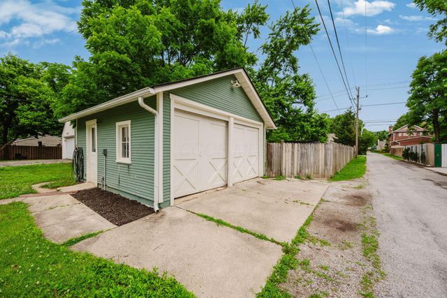 72 Garden Road, Columbus, OH 43214