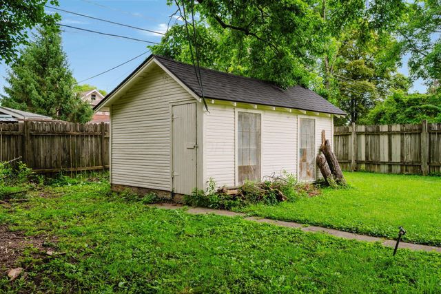 72 Garden Road, Columbus, OH 43214