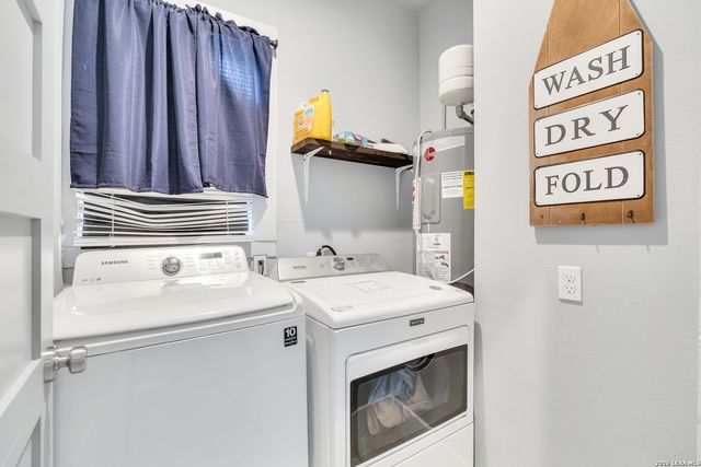 704 Cuney, San Antonio, TX 78210