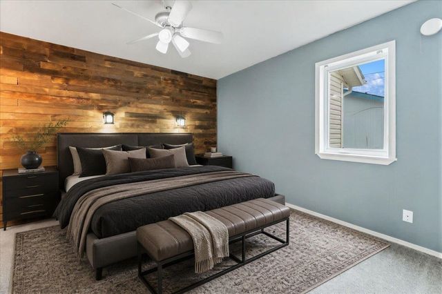 911 SHELLINGER STREET, North Pole, AK 99705