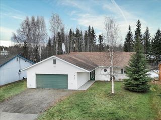 911 SHELLINGER STREET, North Pole, AK 99705