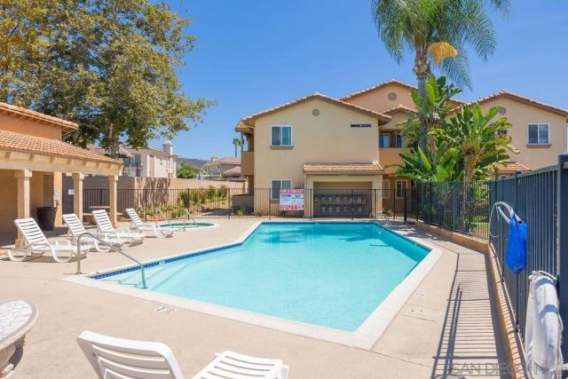 224 Woodland Pkwy 260, San Marcos, CA 92069