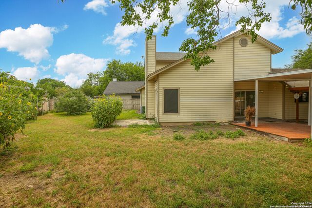 7068 BEECH TRAIL DR, San Antonio, TX 78244