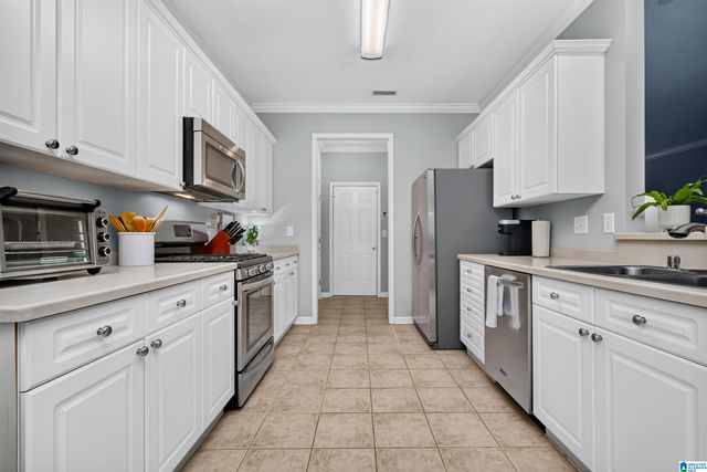 933 CASTLEMAINE DRIVE, Birmingham, AL 35226