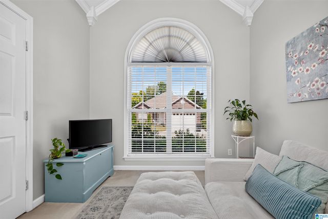 933 CASTLEMAINE DRIVE, Birmingham, AL 35226