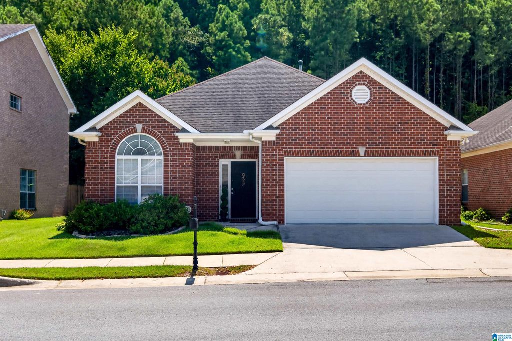 933 CASTLEMAINE DRIVE, Birmingham, AL 35226