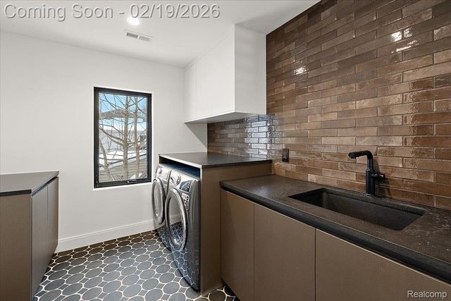 1798 Webster Street, Birmingham, MI 48009