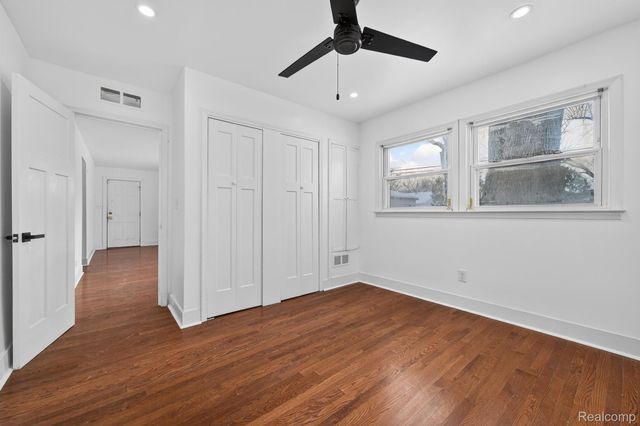 20491 Sumner, Redford Charter Township, MI 48240