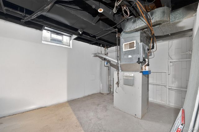 20491 Sumner, Redford Charter Township, MI 48240