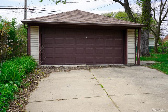 20491 Sumner, Redford Charter Township, MI 48240