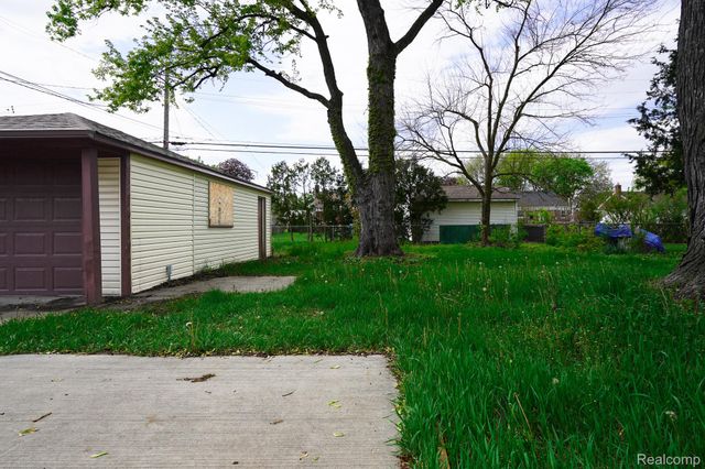 20491 Sumner, Redford Charter Township, MI 48240