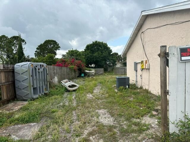 514 Justine Avenue NW, Palm Bay, FL 32907