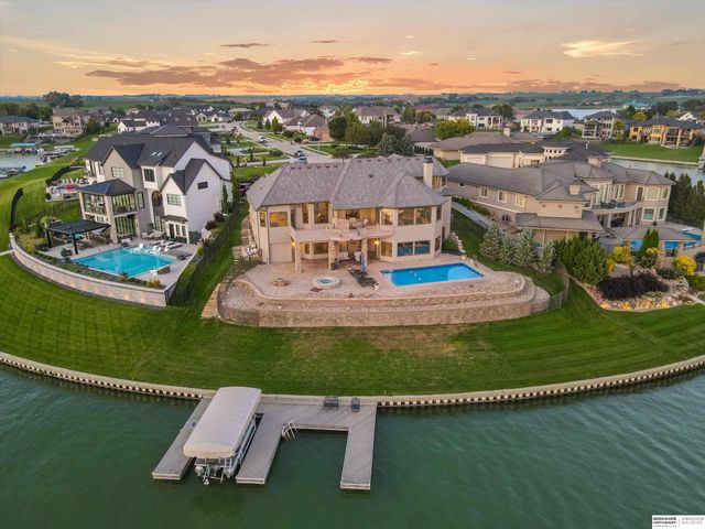 12502 N 178th Circle, Bennington, NE 68007