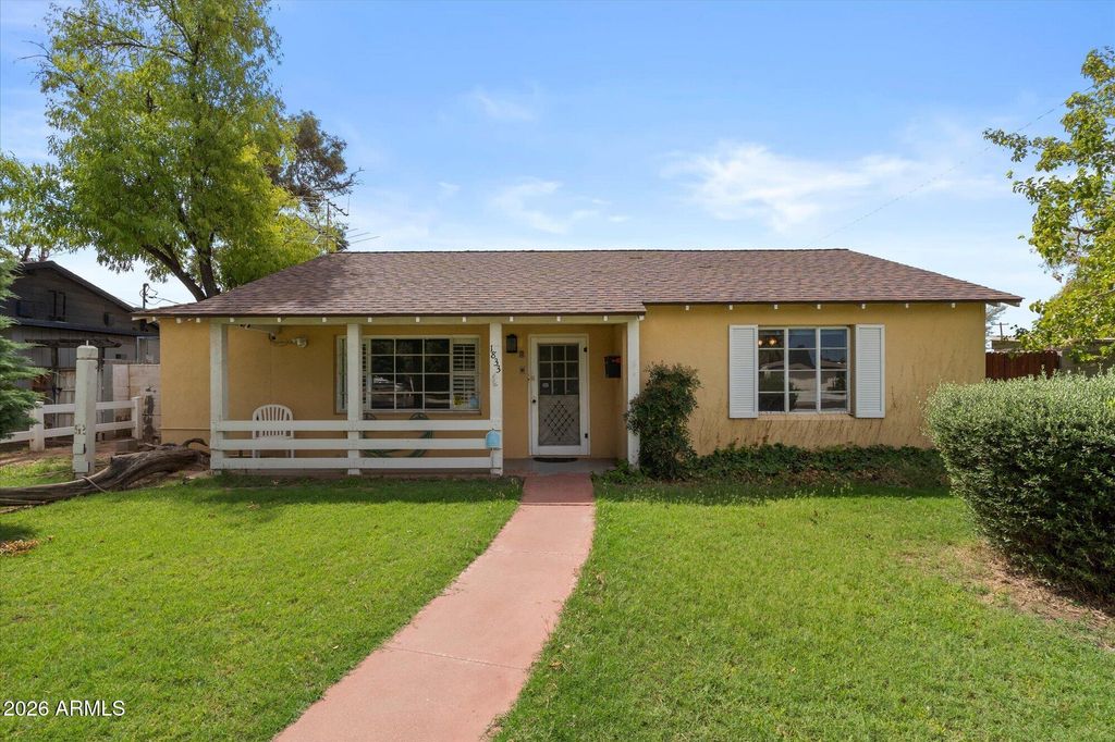 1833 E ROMA Avenue, Phoenix, AZ 85016 — exterior
