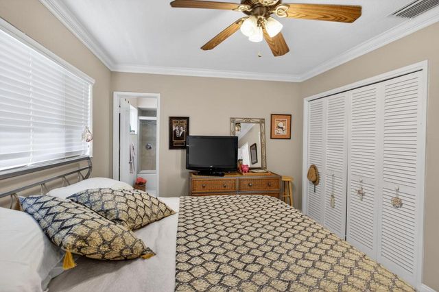 2311 NE 36th Street 2a, Lighthouse Point, FL 33064