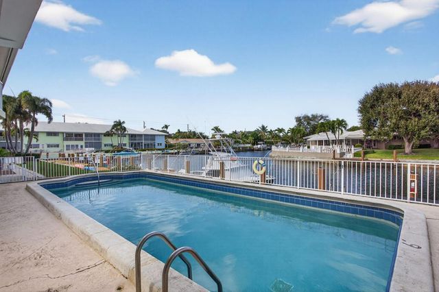 2311 NE 36th Street 2a, Lighthouse Point, FL 33064