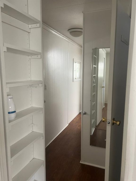 Image 6 of property listing at 7676 N Fresno Street # 2, Fresno, CA 93720