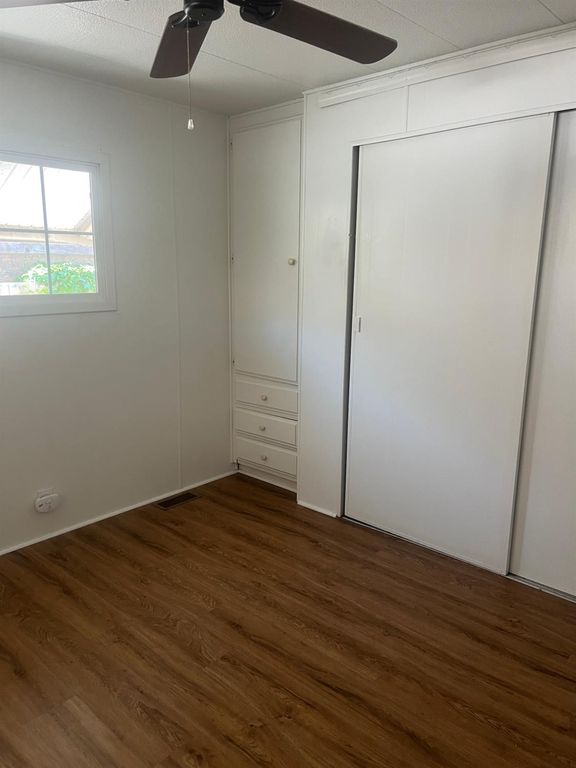 Image 7 of property listing at 7676 N Fresno Street # 2, Fresno, CA 93720