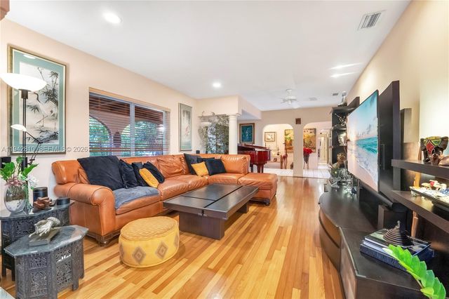 2496 Abaco Ave, Miami, FL 33133