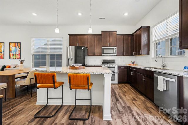 9431 Ainslie Downs Street, Charlotte, NC 28273