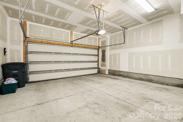 9431 Ainslie Downs Street, Charlotte, NC 28273