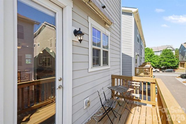 9431 Ainslie Downs Street, Charlotte, NC 28273