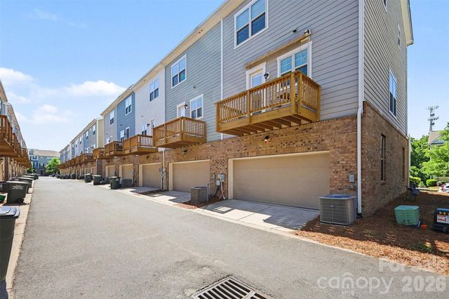 9431 Ainslie Downs Street, Charlotte, NC 28273